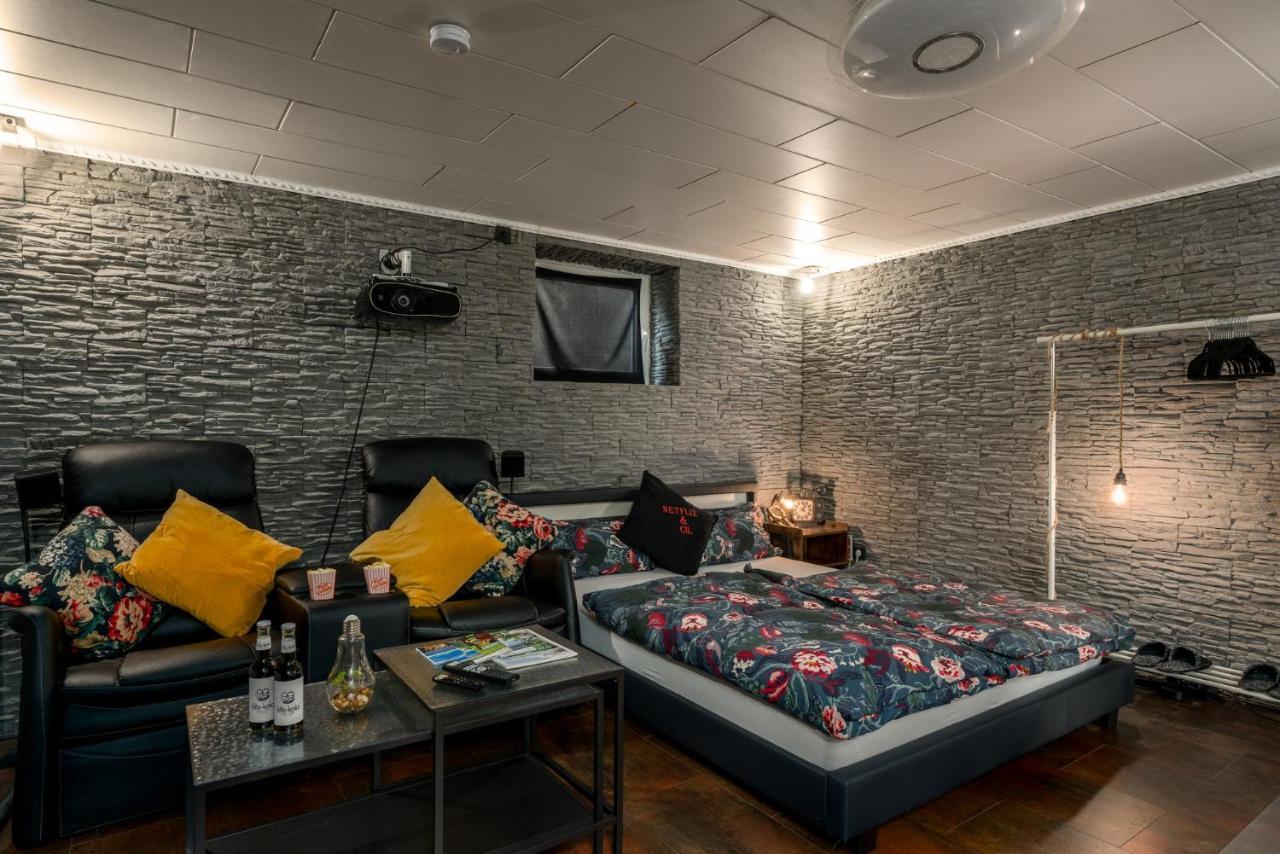 Home Cinema 카셀 외부 사진